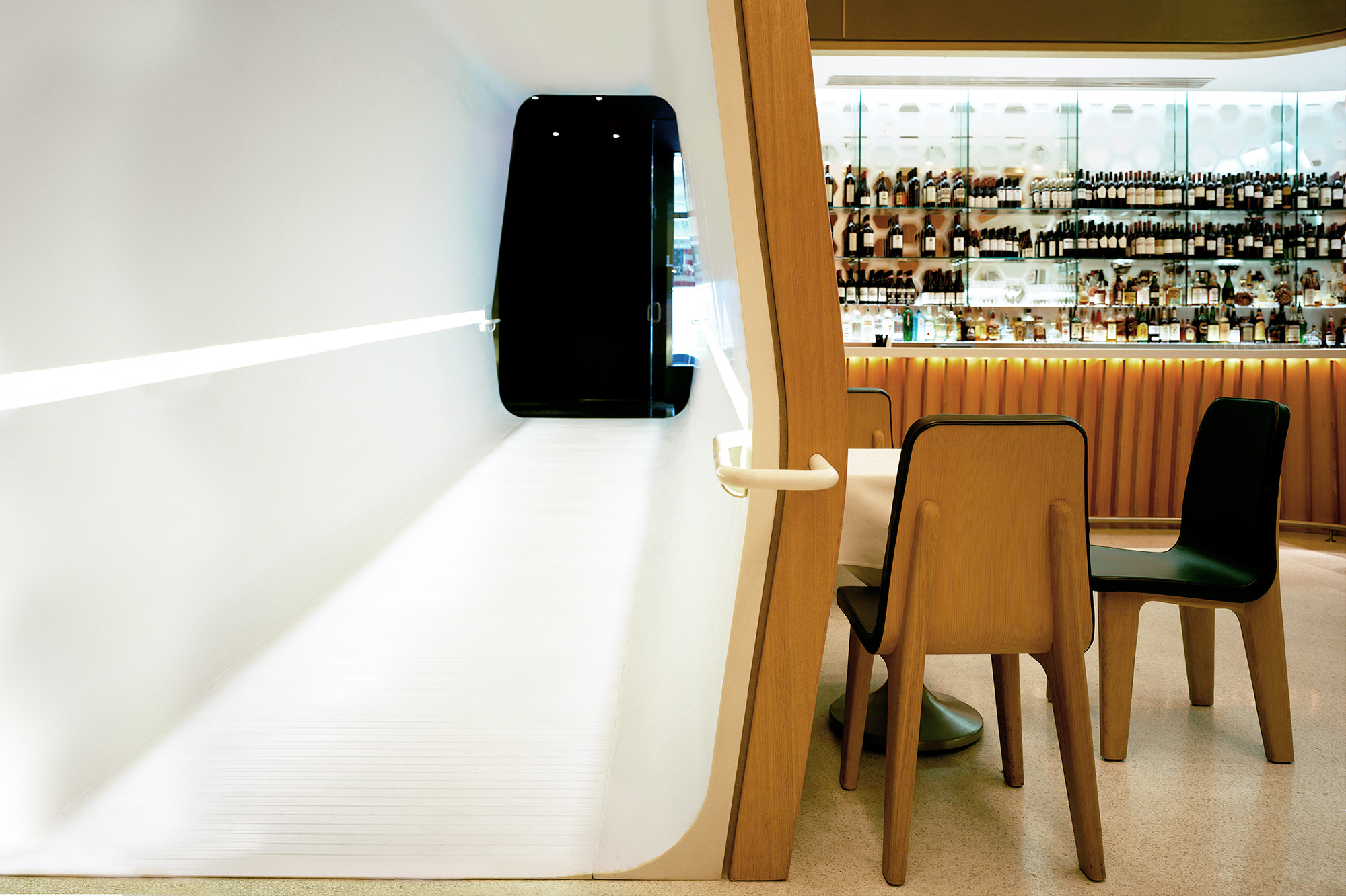 Qantas chair newson cappellini