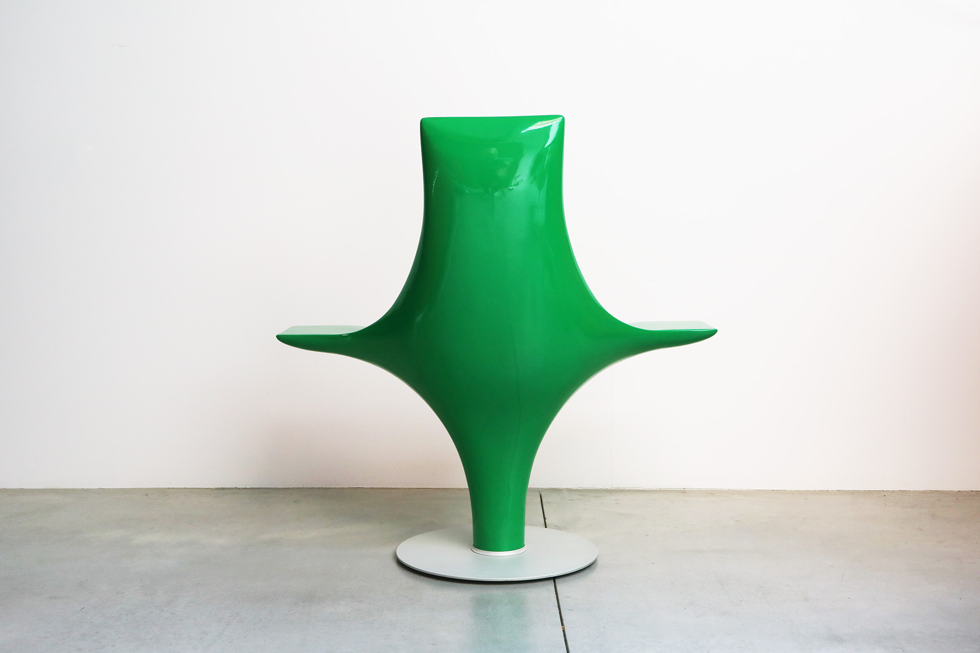 silhouette lloyd schwan cappellini