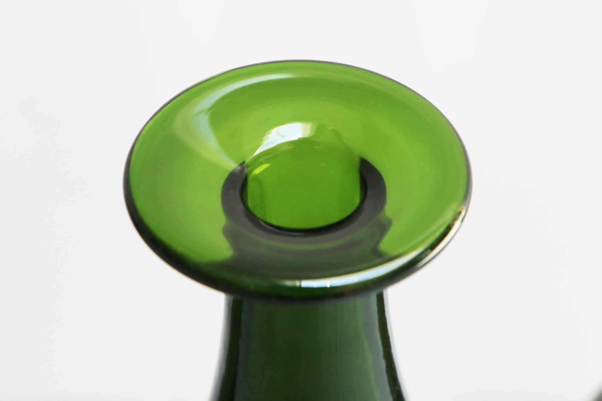 bottle vases morrison