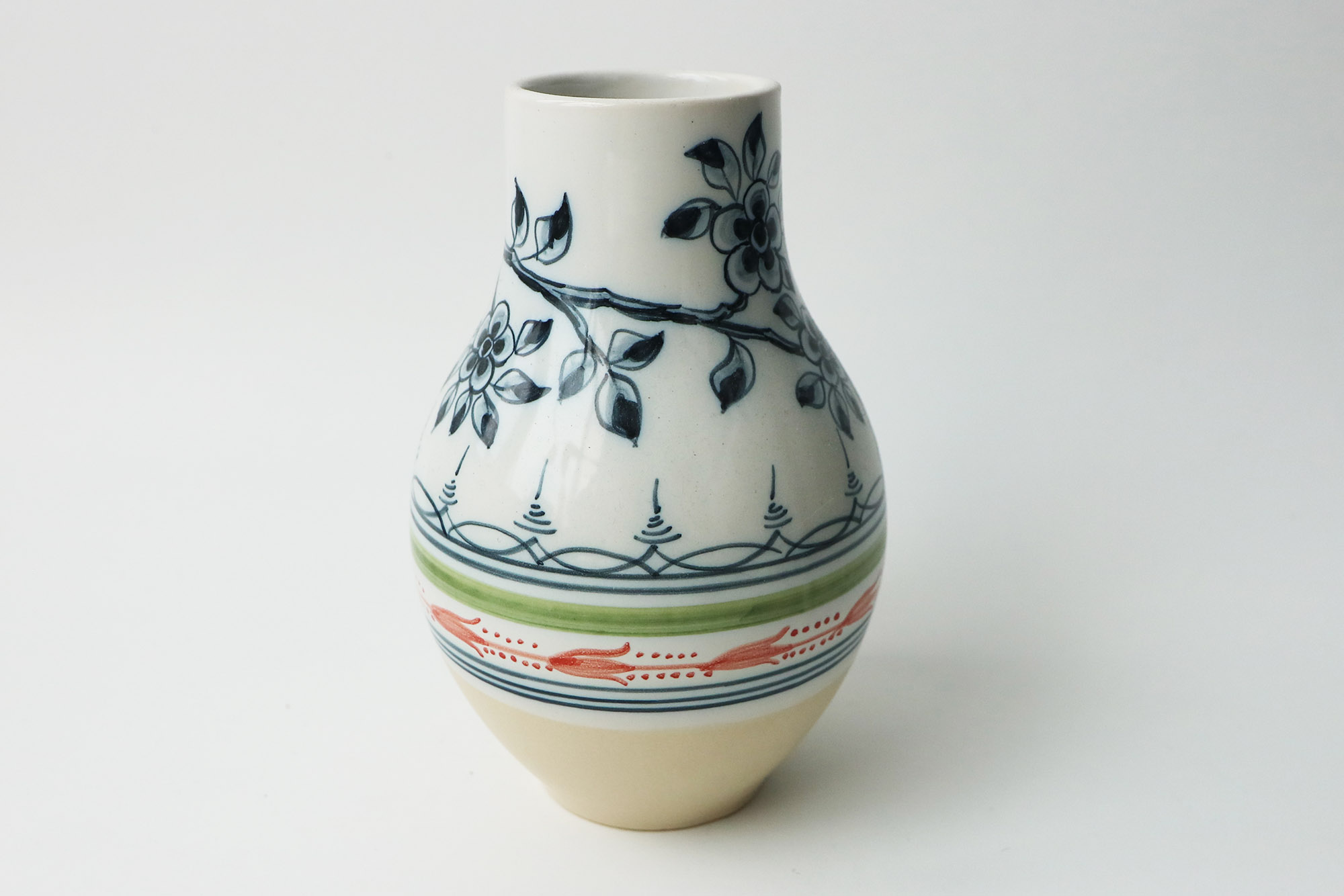 NON-TEMPORARY vase jongerius