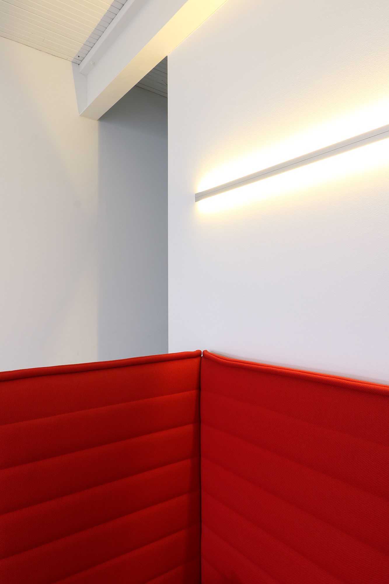 Alcove sofa bouroullec vitra