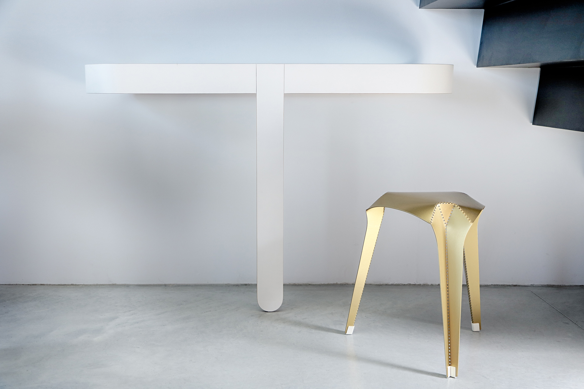 hole console Bouroullec cappellini